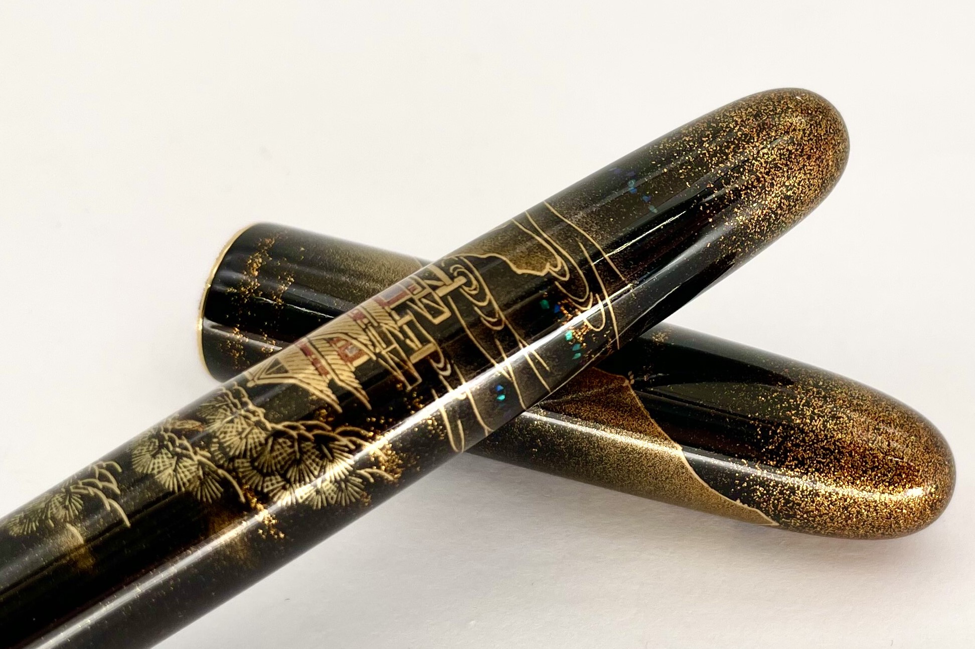 NamikiYukariRoyaleMakieNightSceneofPavilionFountainPen_O